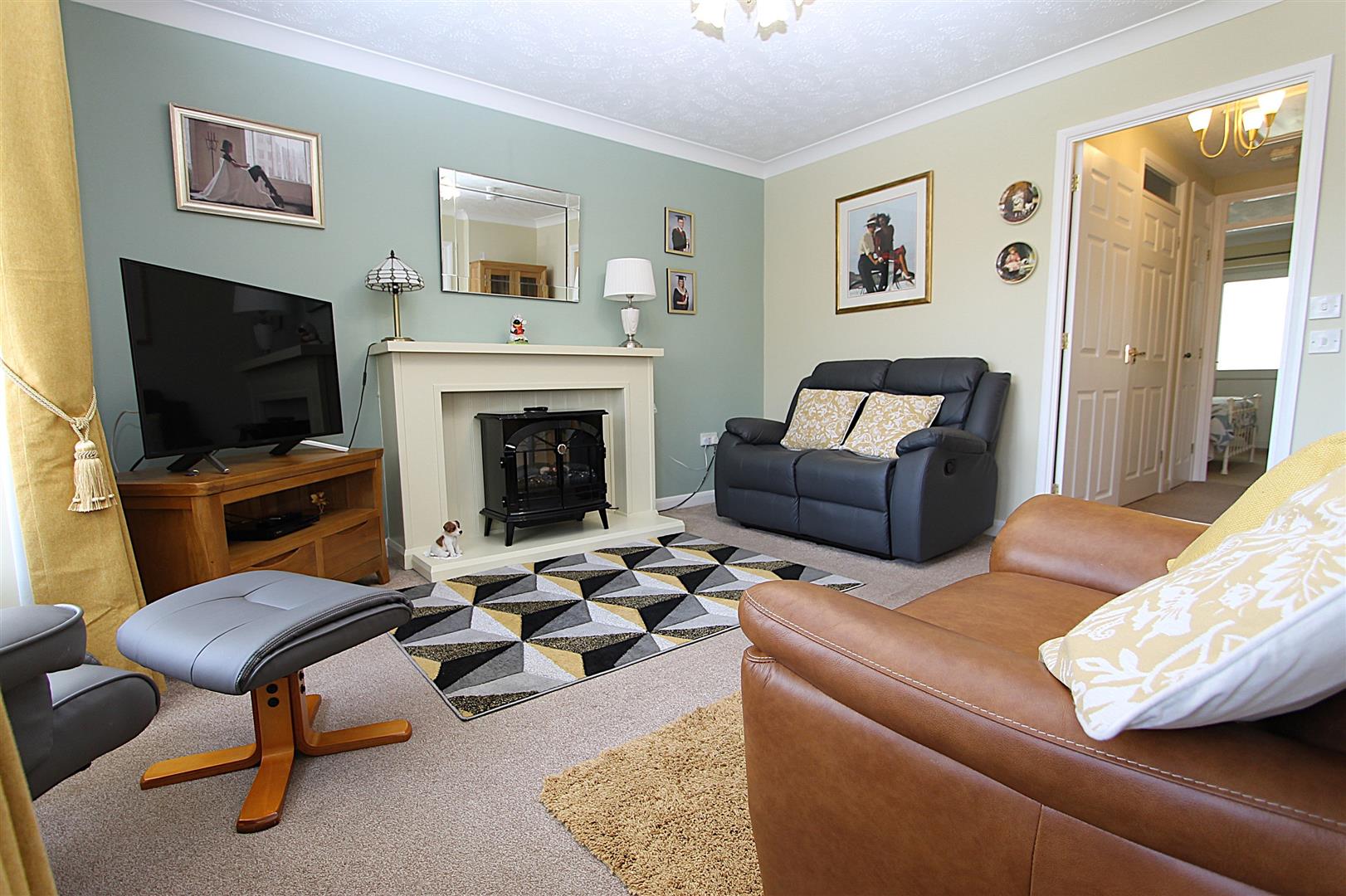 Skylark Way, Kidderminster